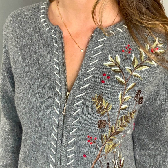 Vintage Silk Blend Embroidered Birds Full Zip Up Sweater